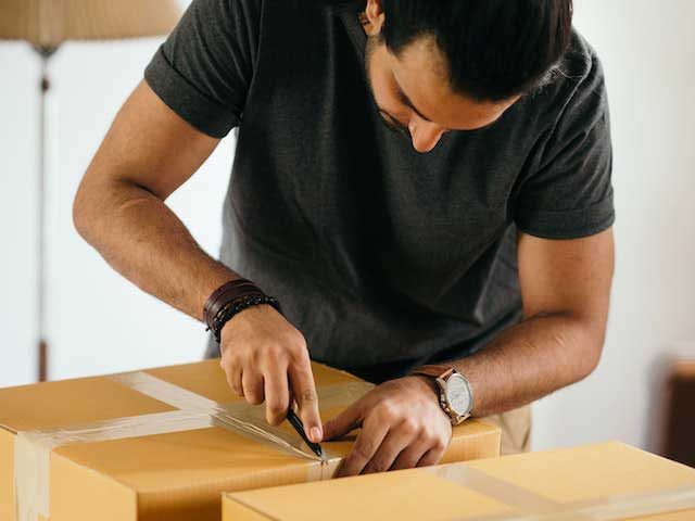 pexels-ketut-subiyanto-4247728